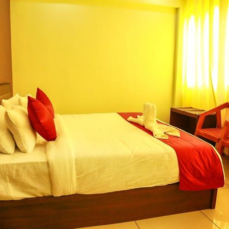 Akan Hotel And Residence Meppadi Екстер'єр фото