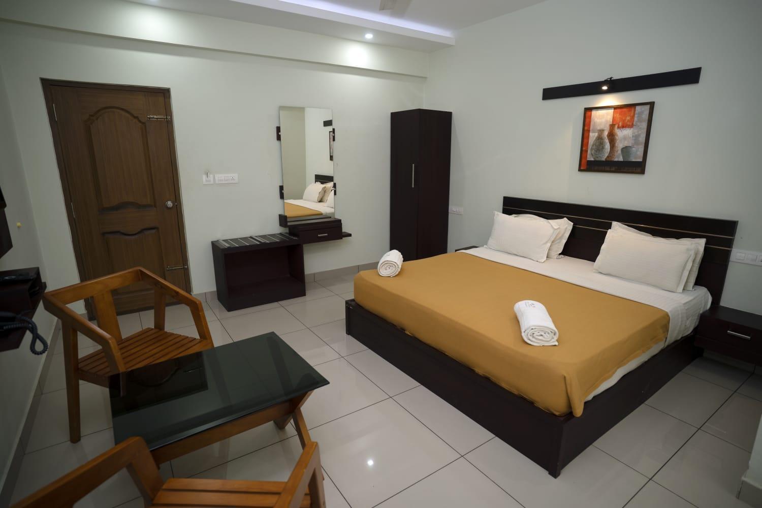 Akan Hotel And Residence Meppadi Екстер'єр фото